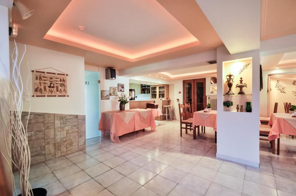 Vlachogiannis Hotel Prínos Exteriör bild